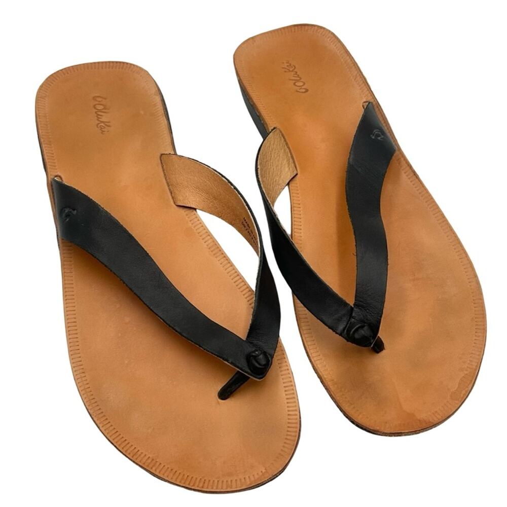 OLUKAI women's thong black LEATHER sandals - SIZE 10